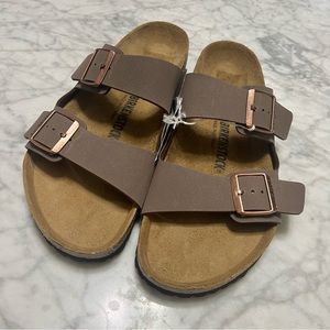 Brand New Birkenstocks Mocha Sz M 10